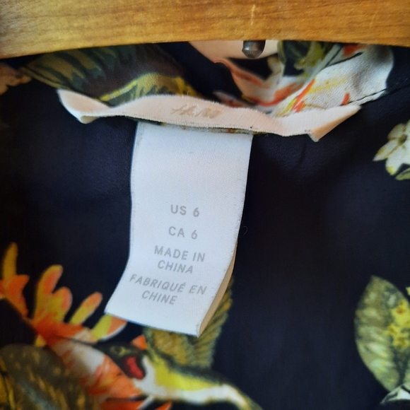 TOO LATE !  TOPS FOR 16$  Blouse with trending colors - Picture 5 of 9